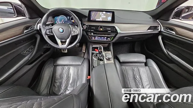 BMW 5 серии 2018 thumb 7