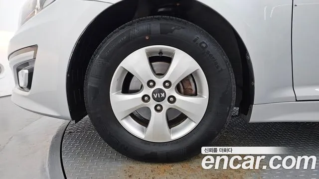 Kia K5 2015 thumb 5