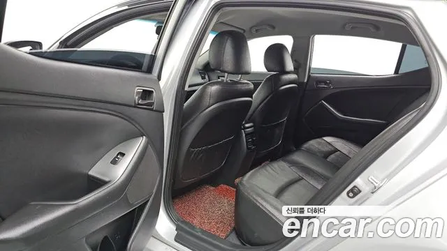 Kia K5 2015 thumb 11