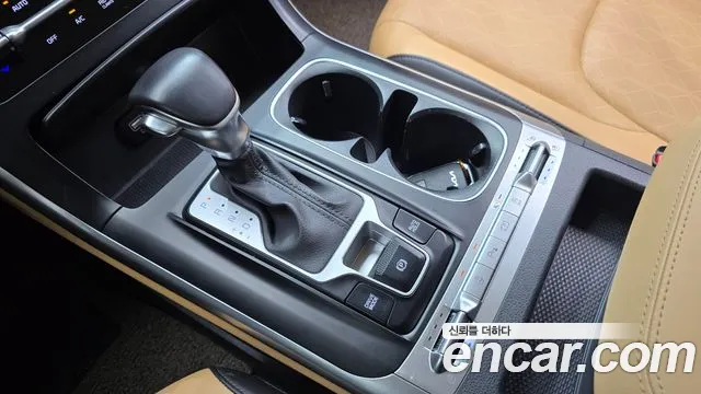 Kia Carnival 2022 thumb 9