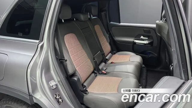 Mercedes-Benz EQB 2023 thumb 10