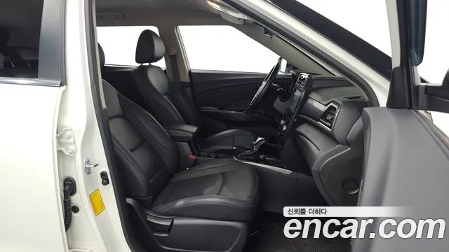 KG_Mobility_Ssangyong TIBOLI 2020 thumb 10
