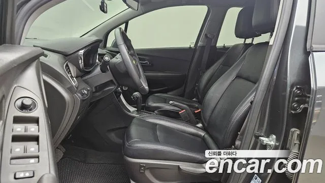 Chevrolet Tracker 2017 thumb 10