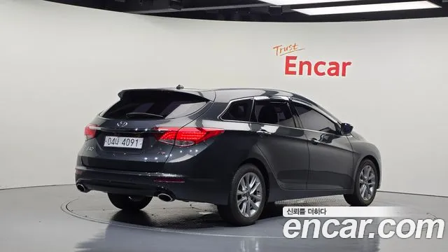 Hyundai i40 2014 thumb 2
