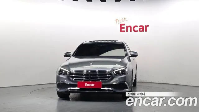 Mercedes-Benz E-Класс 2021 thumb 3