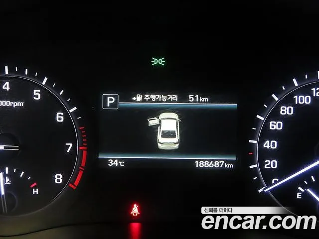 Genesis G80 2017 thumb 9