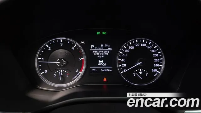 Hyundai Santa Fe 2018 thumb 8