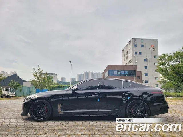 Kia Stinger 2020 thumb 4
