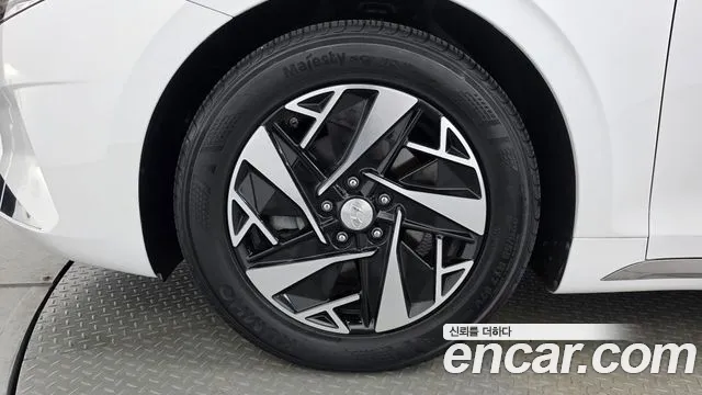 Hyundai Grandeur 2022 thumb 4