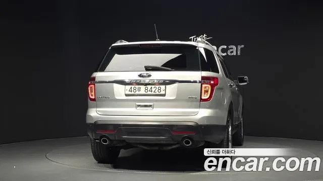 Ford Explorer 2013 thumb 4