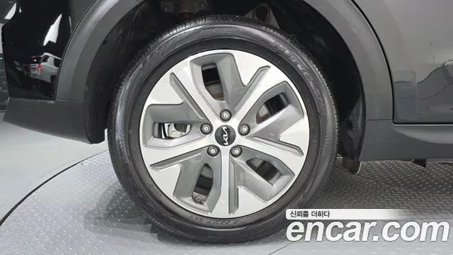 Kia Niro 2022 thumb 5