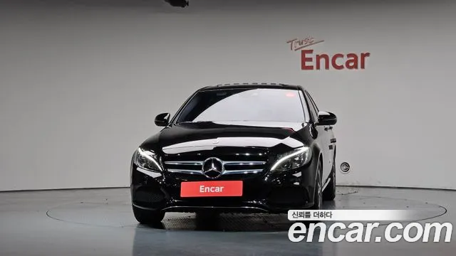 Mercedes-Benz C-Класс 2017 thumb 3