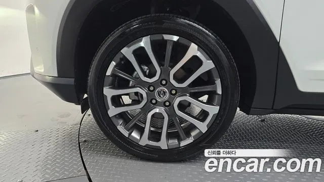 KG_Mobility_Ssangyong Torres 2022 thumb 4