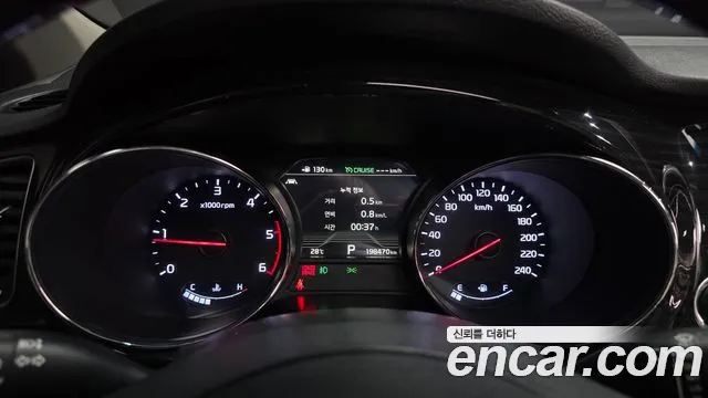Kia Carnival 2019 thumb 8