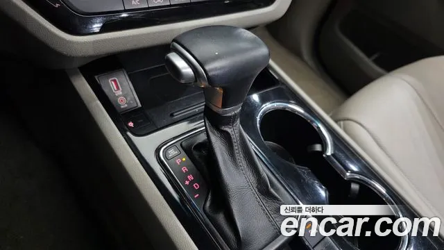 Kia Carnival 2019 thumb 9
