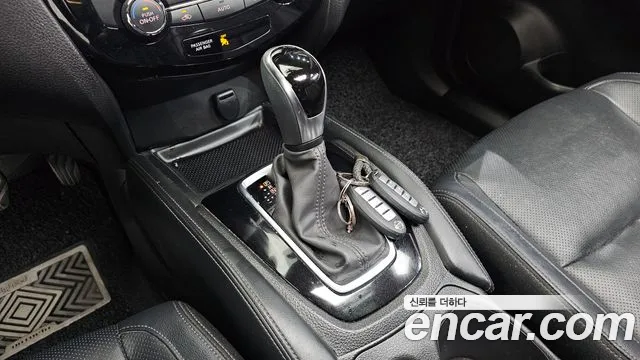 Nissan X-Trail 2018 thumb 9
