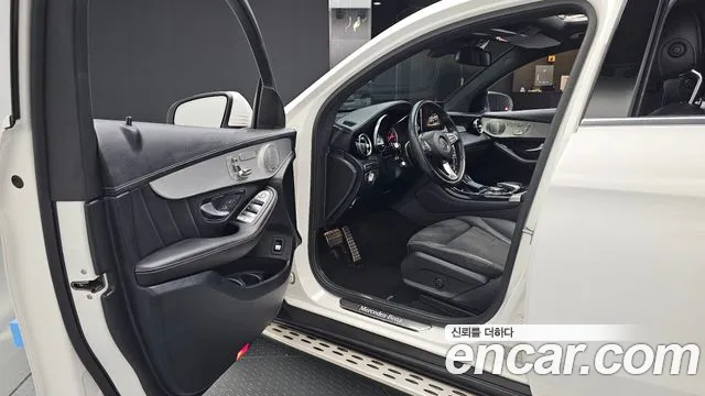 Mercedes-Benz GLC 2019 thumb 10
