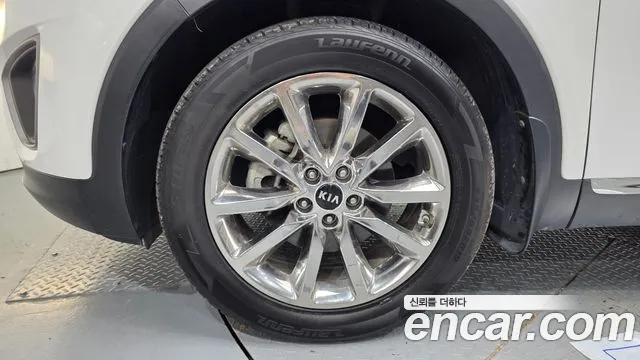 Kia Sorento 2015 thumb 5