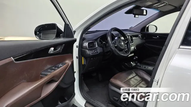 Kia Sorento 2015 thumb 10