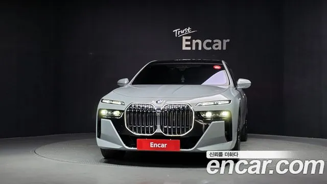 BMW 7 серии 2025 thumb 3