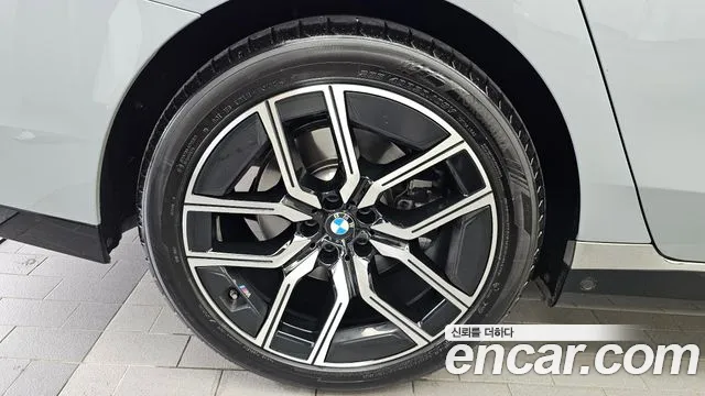BMW 7 серии 2025 thumb 5