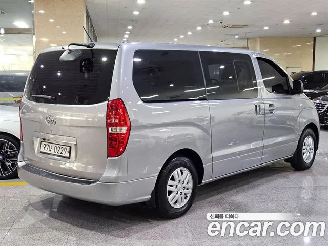 Hyundai Starex 2019 thumb 4