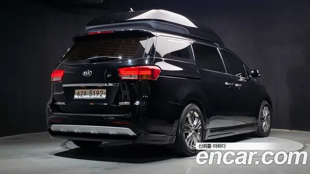 Kia Carnival 2015 thumb 2