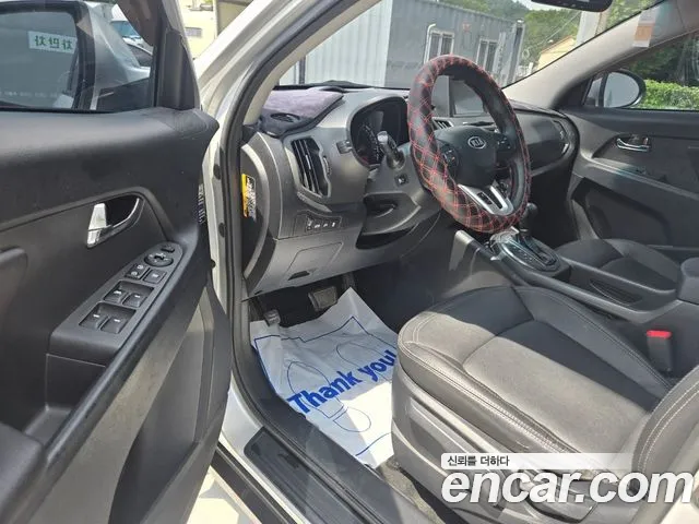Kia Sportage 2011 thumb 11