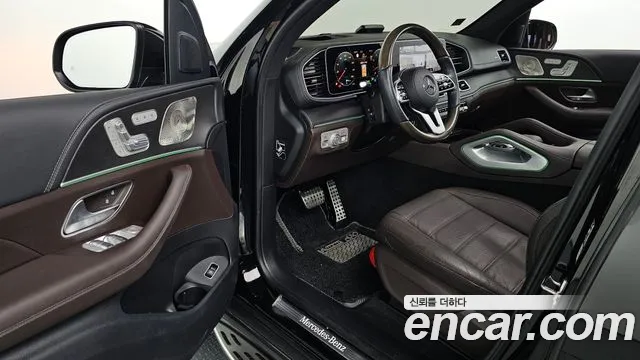 Mercedes-Benz GLS 2022 thumb 10