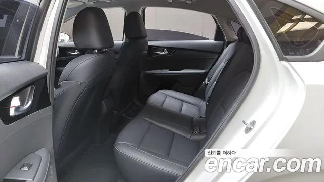 Kia K3 2022 thumb 11