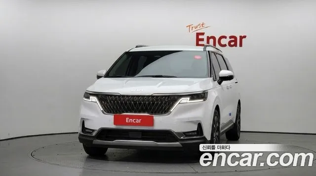 Kia Carnival 2023 thumb 3