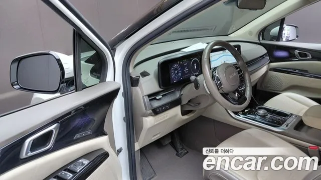 Kia Carnival 2023 thumb 10