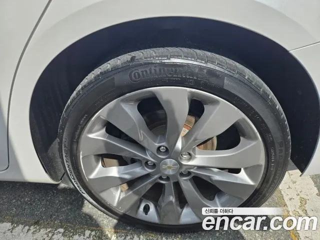 Chevrolet Malibu 2018 thumb 5