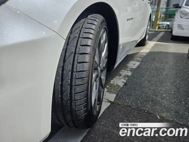 Chevrolet Malibu 2018 thumb 11