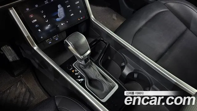 KG_Mobility_Ssangyong Torres 2023 thumb 9