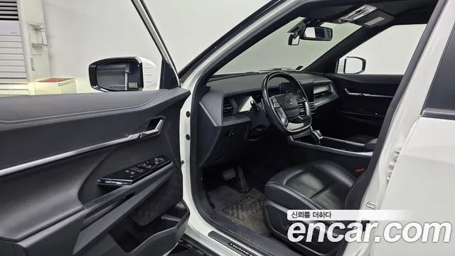 KG_Mobility_Ssangyong Torres 2023 thumb 10