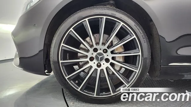 Mercedes-Benz S-Класс 2013 thumb 5