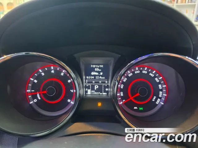 KG_Mobility_Ssangyong TIBOLI 2017 thumb 8