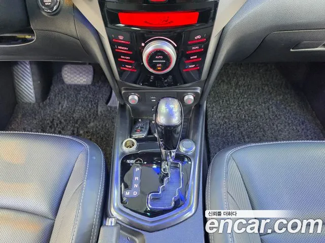 KG_Mobility_Ssangyong TIBOLI 2017 thumb 10