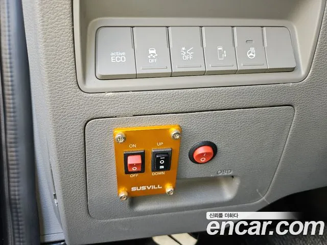 Hyundai Staria 2021 thumb 6