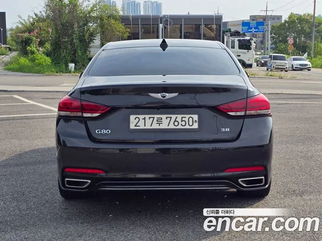 Genesis G80 2019 thumb 4