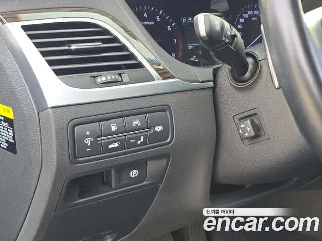 Genesis G80 2019 thumb 9
