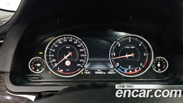 BMW 7 серии 2014 thumb 8