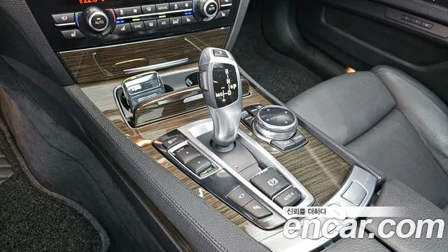 BMW 7 серии 2014 thumb 9