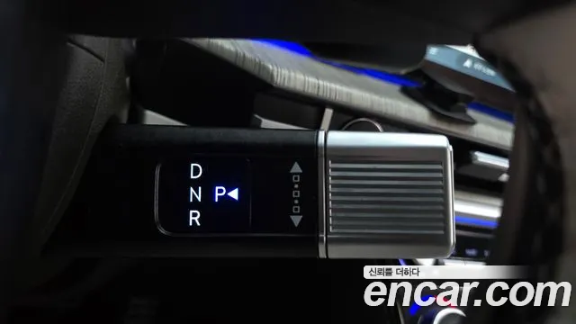 Hyundai Santa Fe 2023 thumb 9