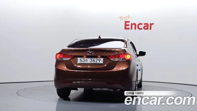 Hyundai Avante 2013 thumb 4