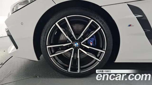 BMW Z4 2022 thumb 5