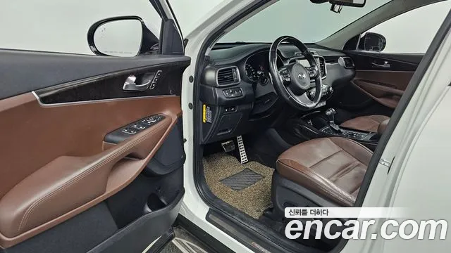 Kia Sorento 2016 thumb 10