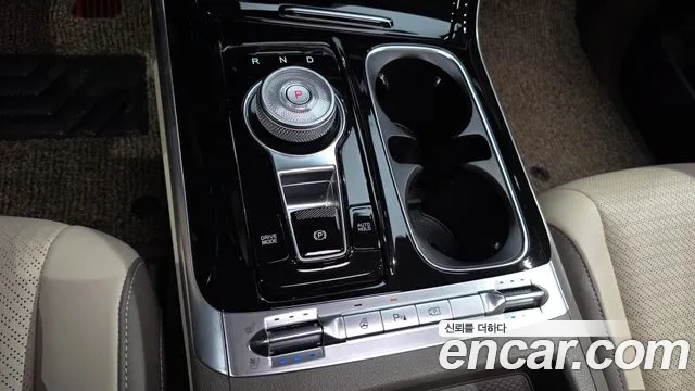 Kia Carnival 2023 thumb 9