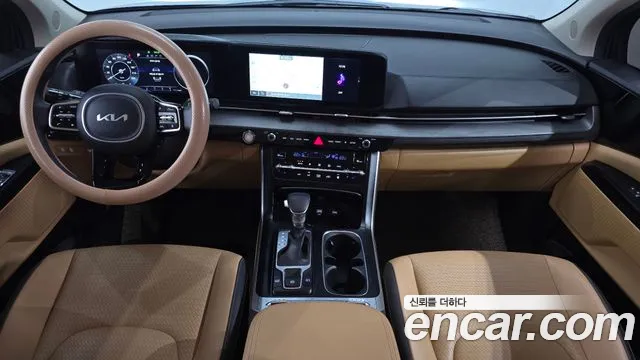 Kia Carnival 2023 thumb 7